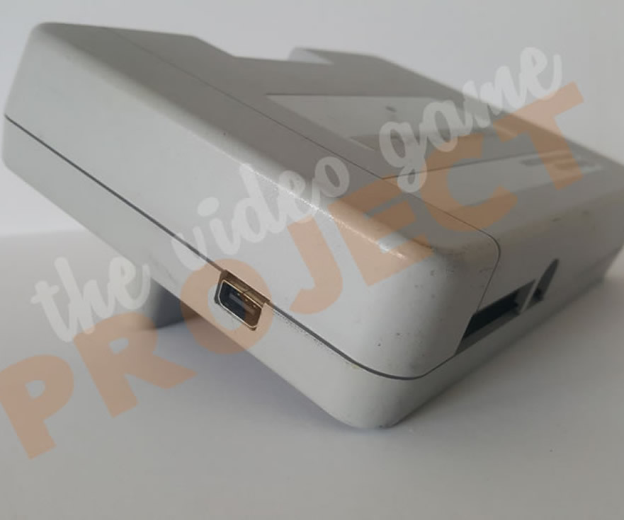 Super Game Boy 2 - Link Port